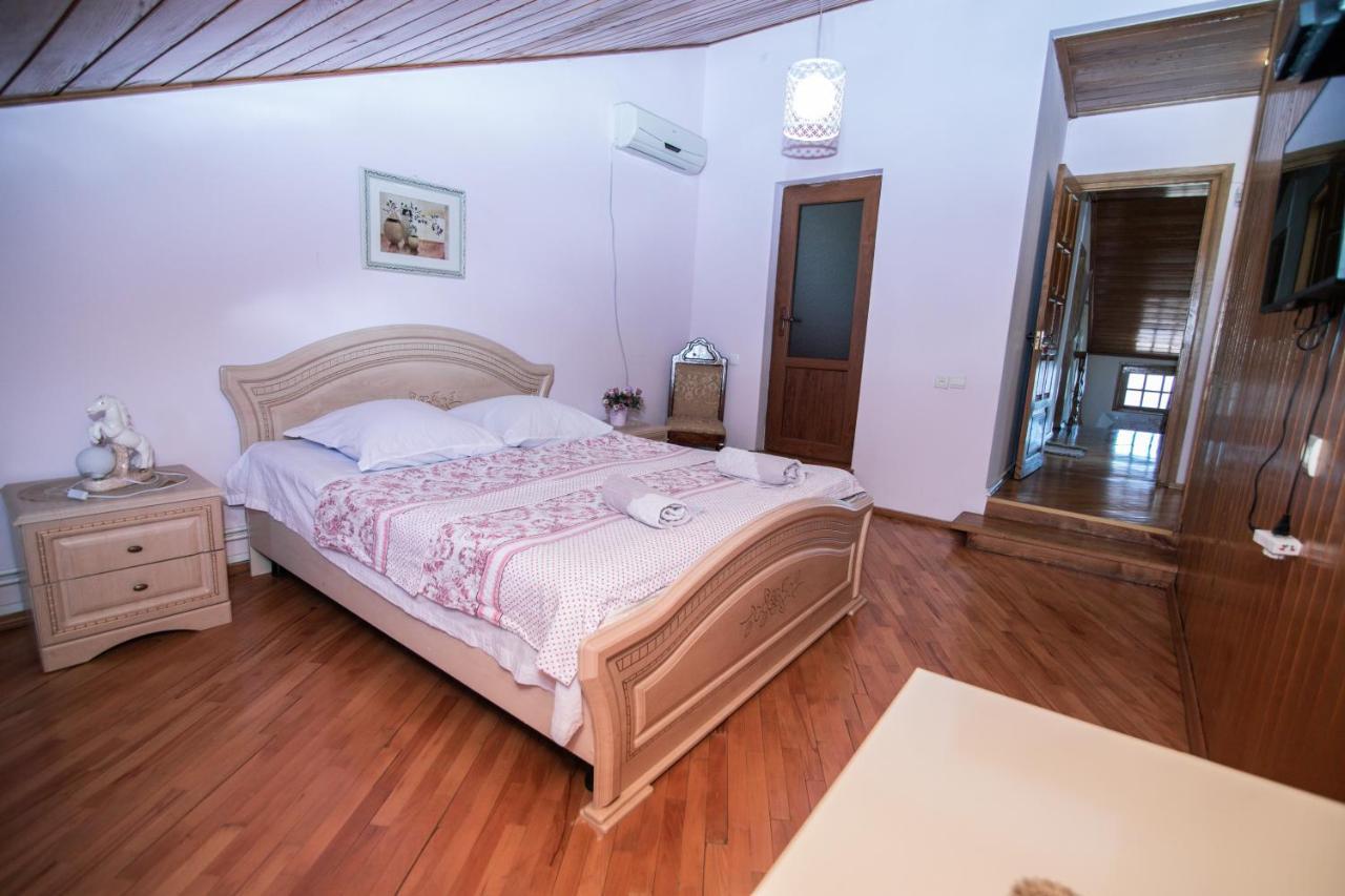 Family Hotel Lago & Wine Cellar Lagodekhi Zewnętrze zdjęcie