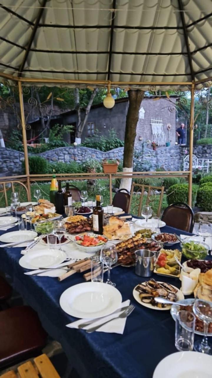 Family Hotel Lago & Wine Cellar Lagodekhi Zewnętrze zdjęcie