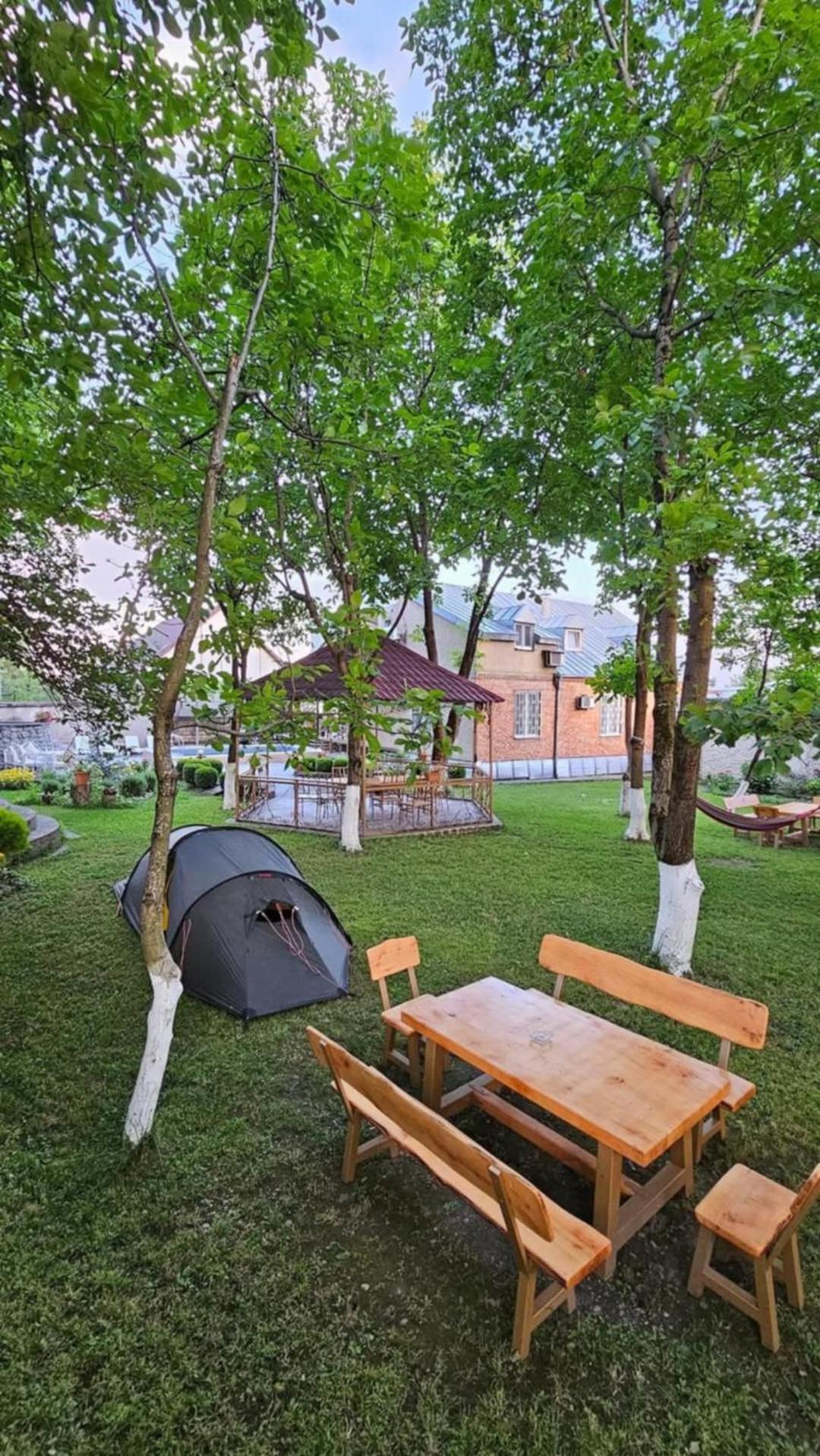 Family Hotel Lago & Wine Cellar Lagodekhi Zewnętrze zdjęcie